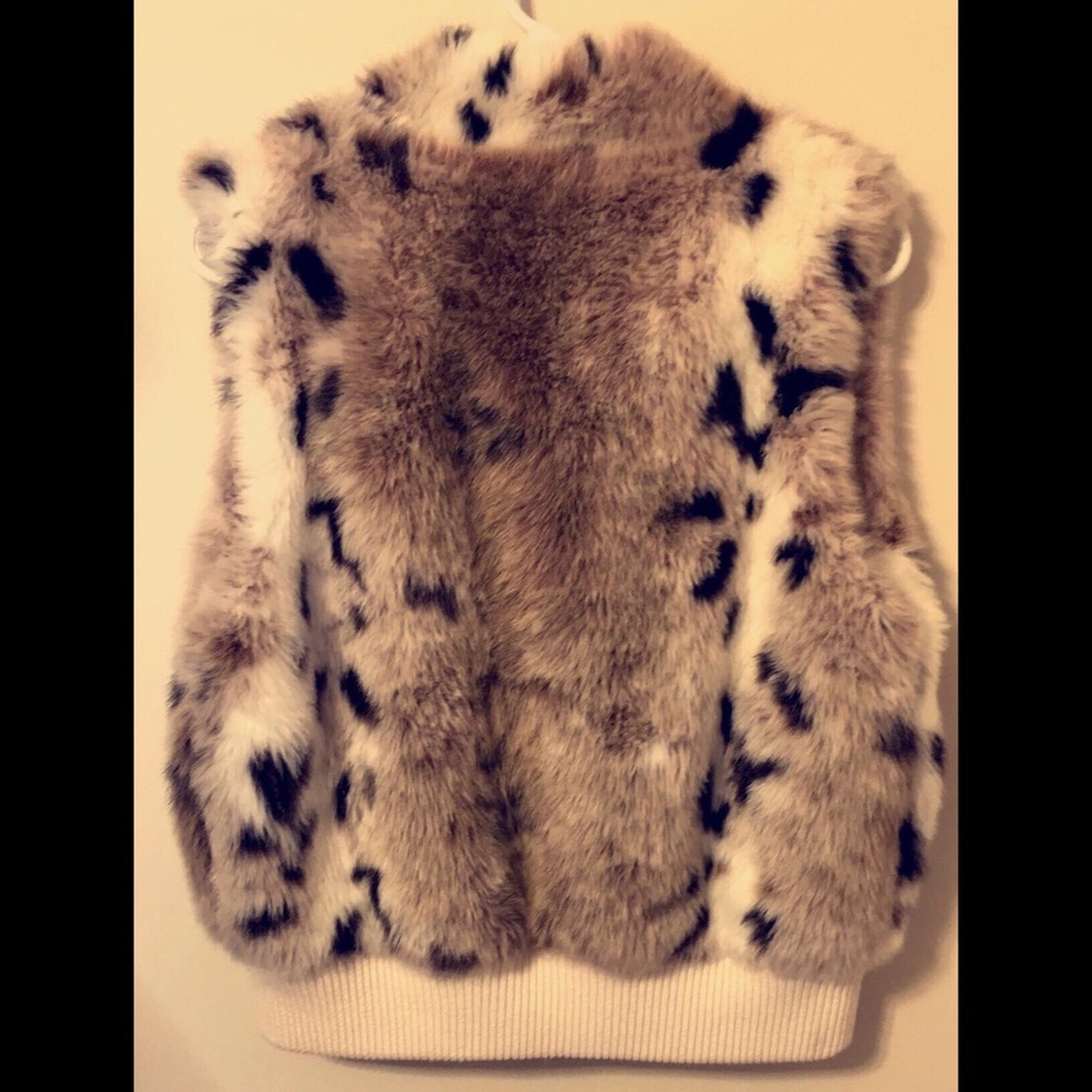 Fur vest - Picture 3 of 3